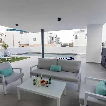 Villa Aqua Pearl Aq18