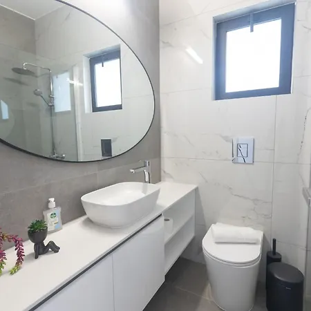 Aqua Pearl Aq18 Villa