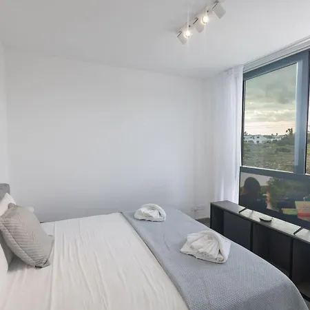 Aqua Pearl Aq18 * Protaras