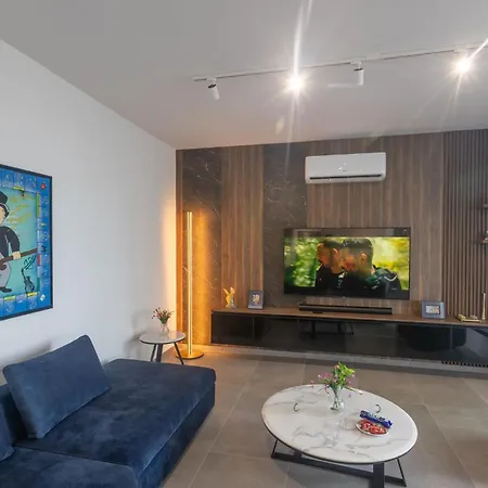 Aqua Pearl Aq18 Villa