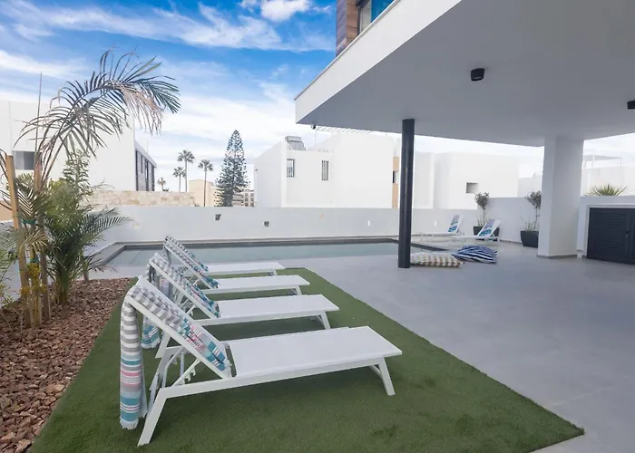 Aqua Pearl Aq18 ヴィラ *