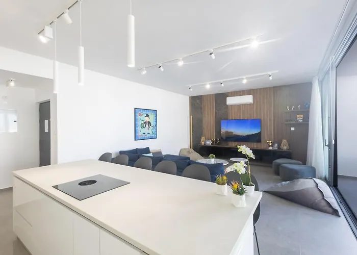 Aqua Pearl Aq18 ヴィラ プロタラス